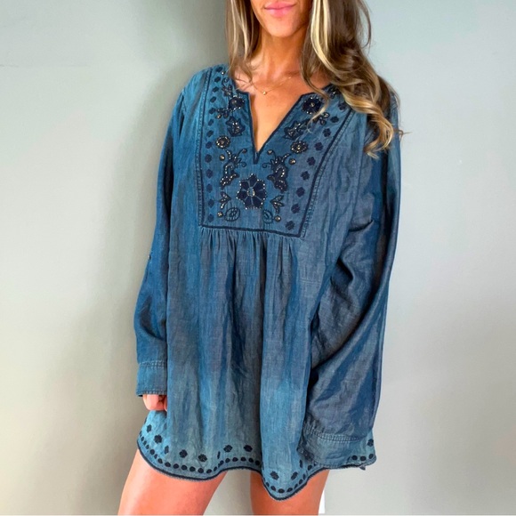 Gorgeous Vintage America Navy Blue with Embroidery and Gold Bead Blouse or Dress - Picture 4 of 11